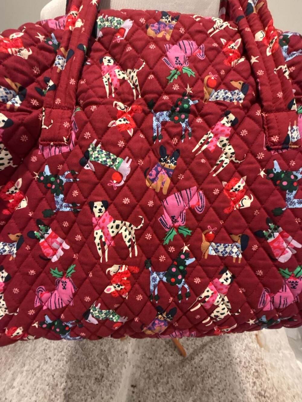 Vera Bradley Grand Tote Holiday Hounds Christmas Dogs Quilted Bag - Picture 3 of 14
